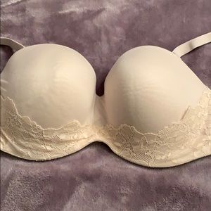VS strapless bra